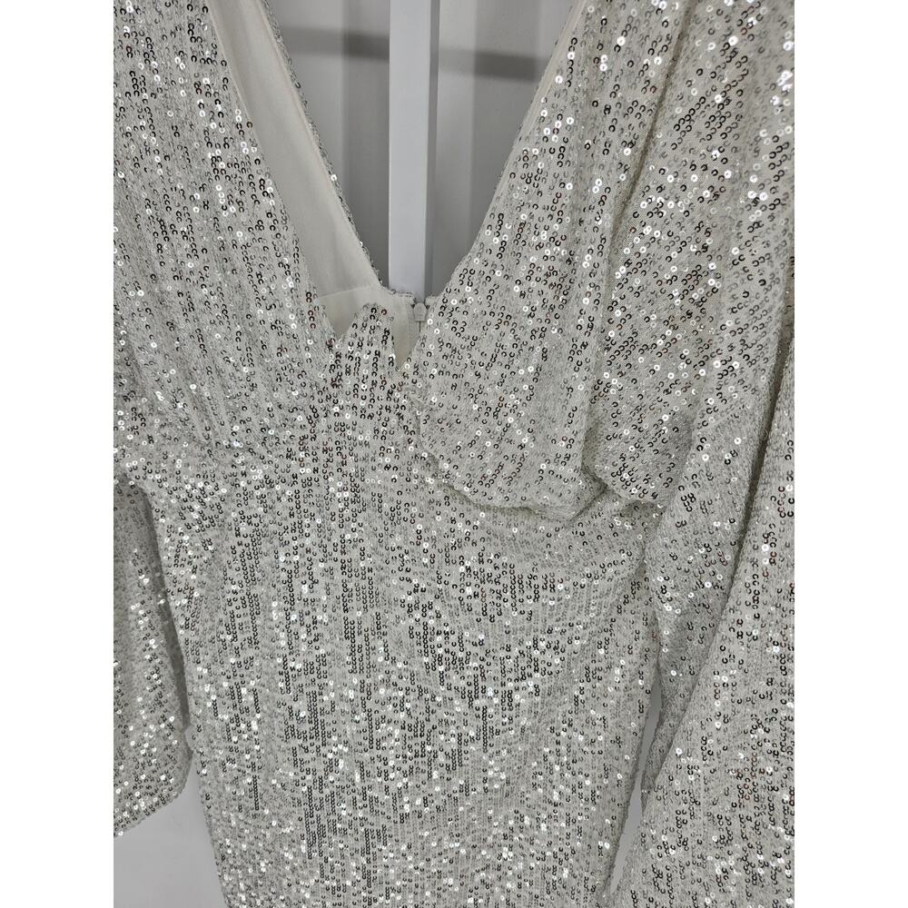 Fashion Nova Womens Sz 1X Mini Dress Silver Sequin Long Sleeve Party Formal - Picture 2 of 5